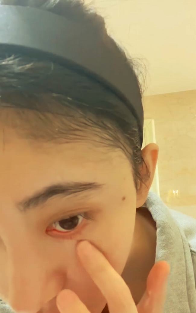 鞠婧祎面部变化分析图片(刘浩存和鞠婧祎怎么了)