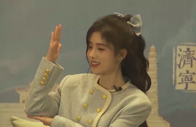 鞠婧祎面部变化分析图片(刘浩存和鞠婧祎怎么了)