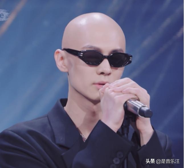青春有你3梁森因为光头哭(青春有你3 光头梁森)