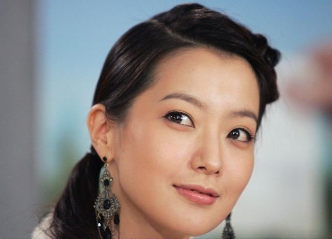金喜善有几个绯闻(金喜善的绯闻有哪些)
