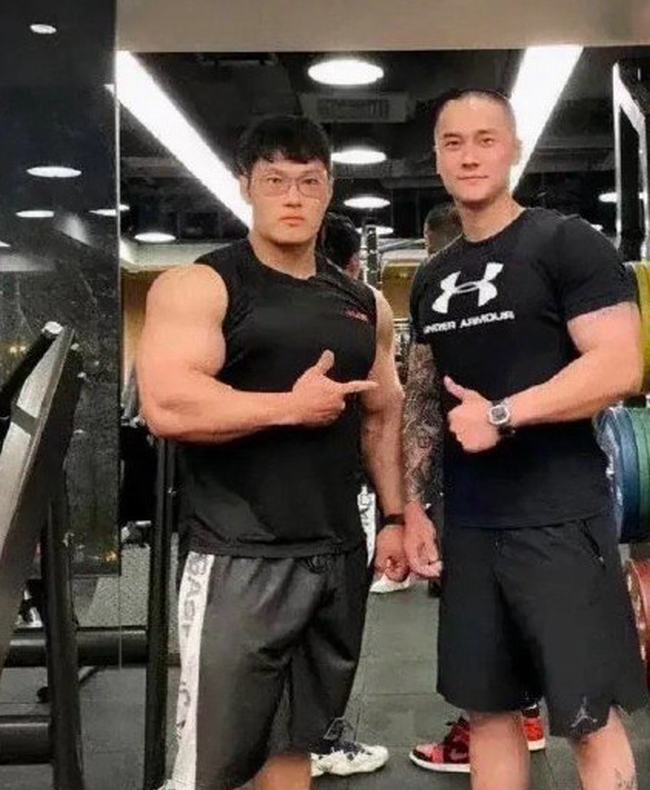 蒋劲夫花臂纹身(蒋劲夫真正男子汉纹身)