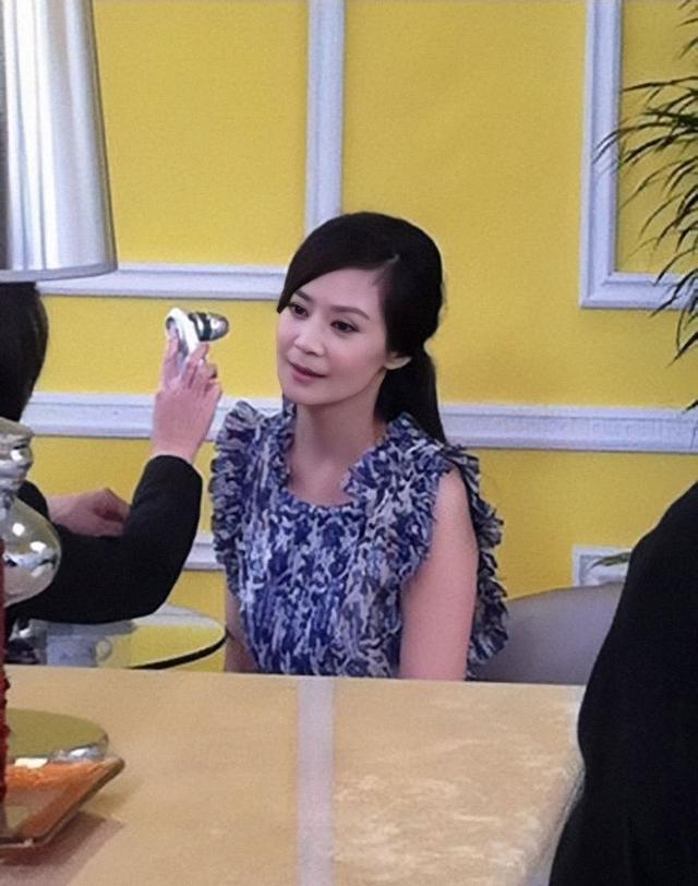 琼瑶女郎俞小凡近况(44岁俞小凡和老公)