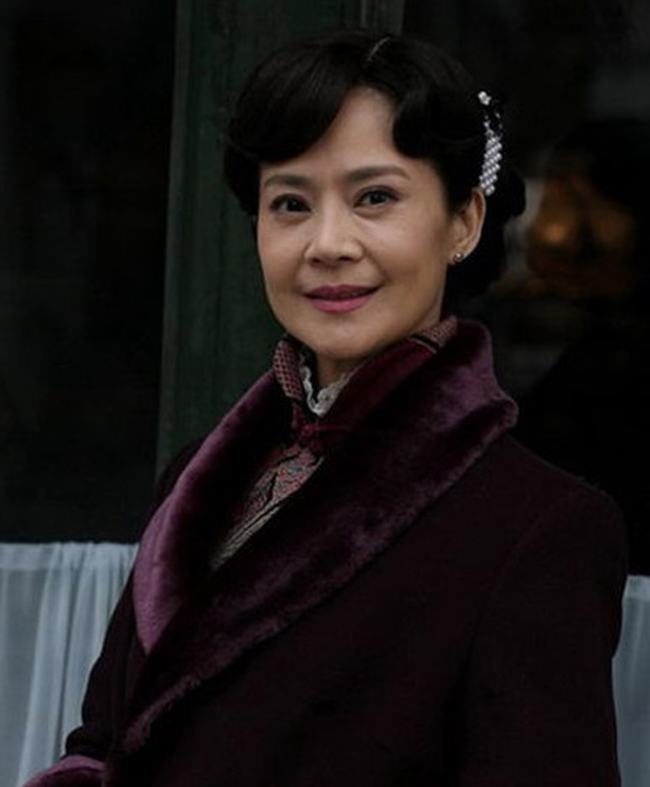 琼瑶女郎俞小凡近况(44岁俞小凡和老公)