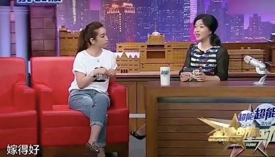 秦海璐生气王新军会哄他吗(秦海璐王新军恩爱瞬间)