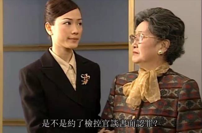 简慕华时隔四年再拍港剧(简慕华复出拍剧意外走红)