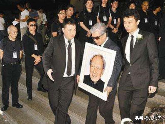 石坚跟李小龙单挑(石坚打晕李小龙的真相)