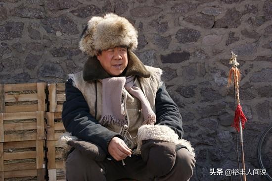 秦卫东近照瘦(秦卫东戴墨镜的照片)