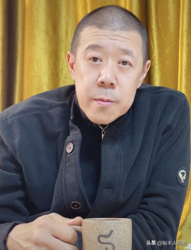 秦卫东近照瘦(秦卫东戴墨镜的照片)