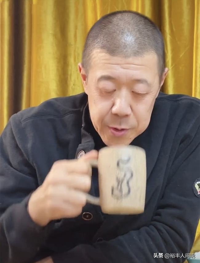 秦卫东近照瘦(秦卫东戴墨镜的照片)